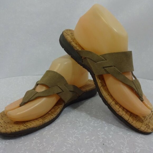 𝅺tara M Etta Womens Size 9 Brown Suede Slip On Flip Flop Thong Sandal - Picture 2 of 10